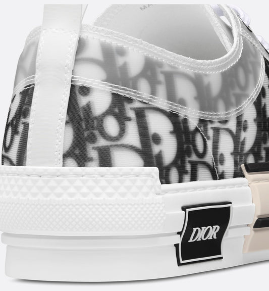 B23 Low-Top Sneaker
White and Black Dior Oblique Canvas